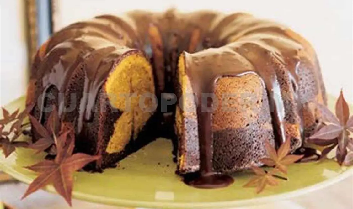 Rosca marmoleada de chocolate