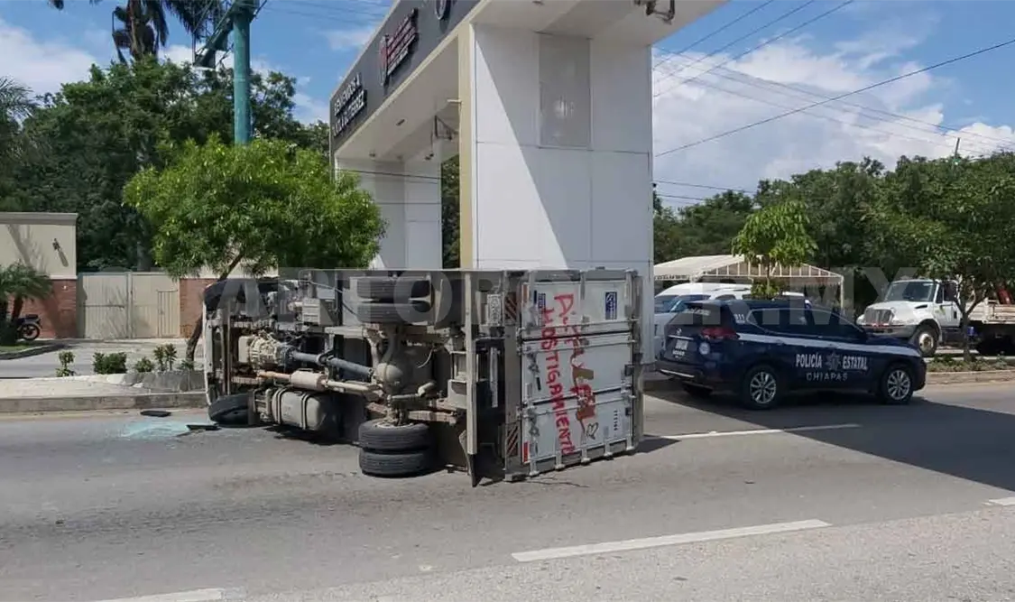 Exigen aplicar la ley en bloqueos