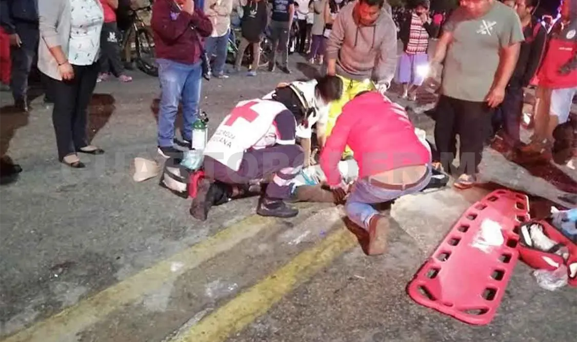 Cinco lesionados en aparatoso accidente