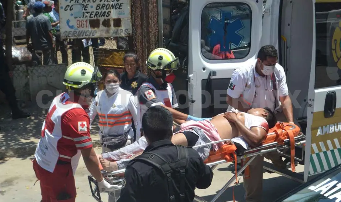 Disparan a tío y sobrino en asalto por 60 mil pesos