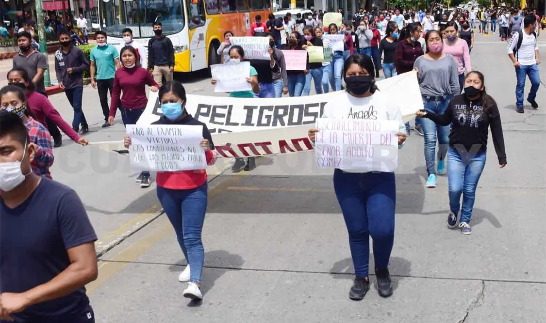 Insisten normalistas en examen presencial