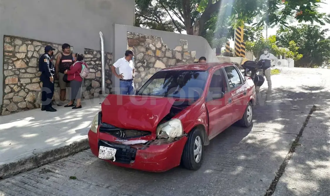 El carambolazo causó caos vial por cerca de media hora; tres vehículos se vieron involucrados. Ulises López / CP