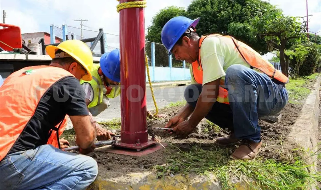 Rehabilitan alumbrado público de Tapachula