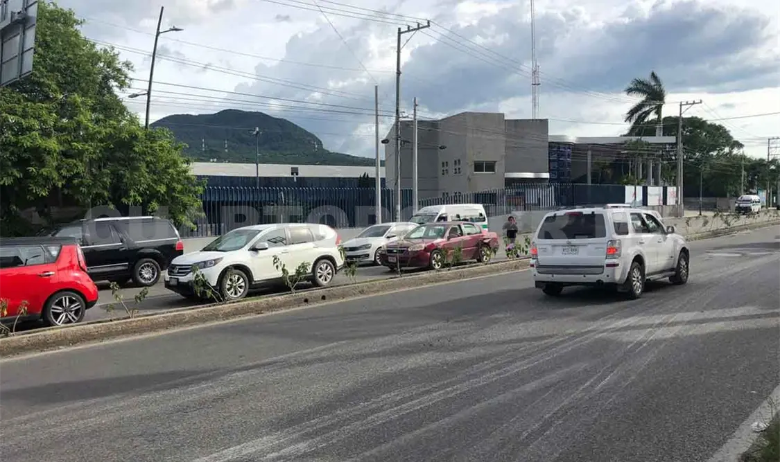 Supuestos ancianos arrebatan 190 mil pesos a cuentahabiente