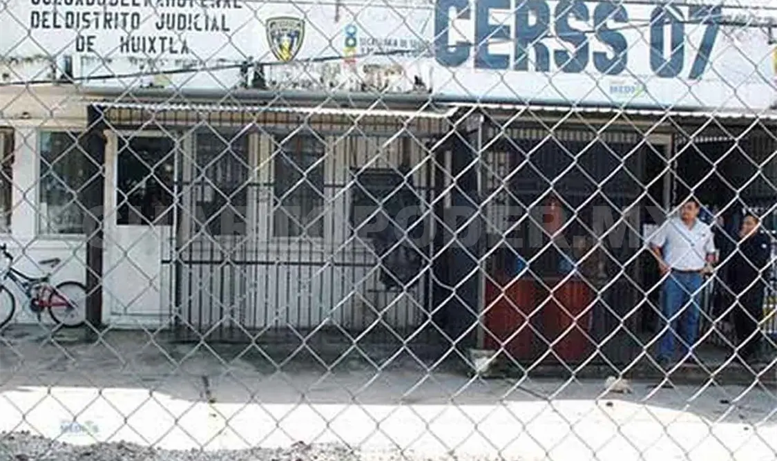 Realiza visita carcelaria en el Cerss de Huixtla