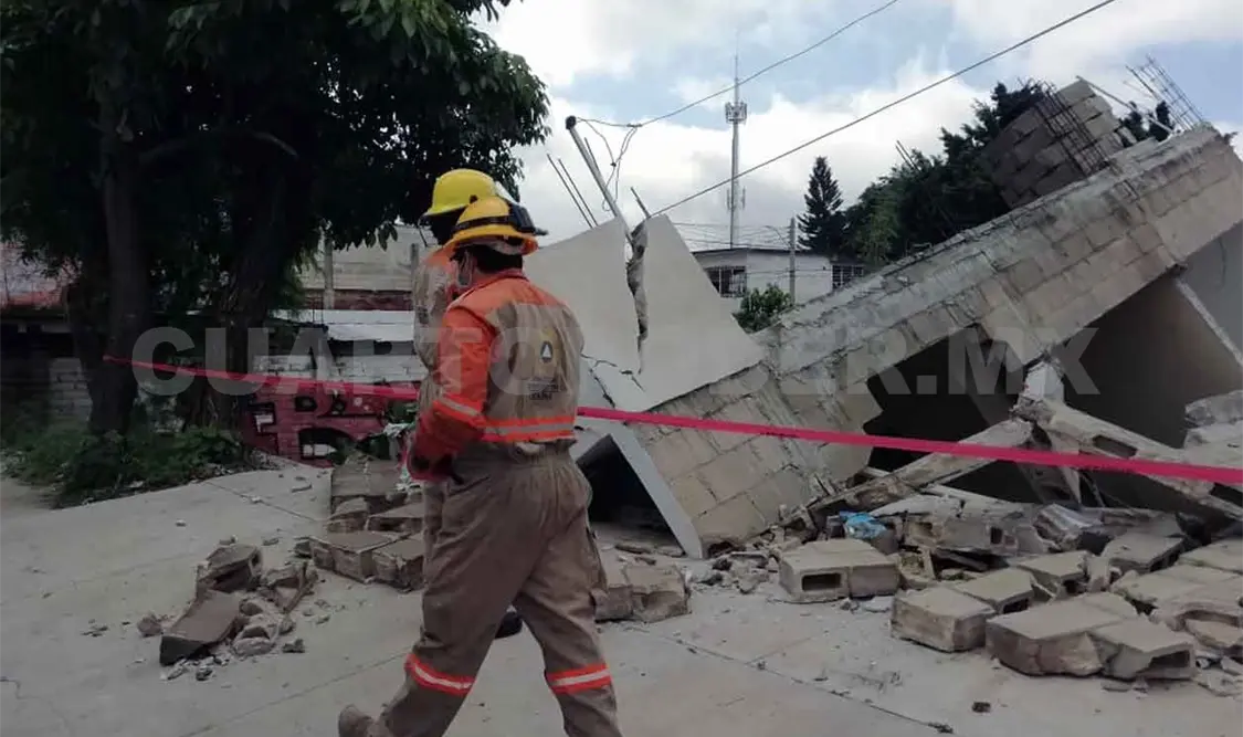 Lluvias dejan afectaciones y vehículos arrastrados