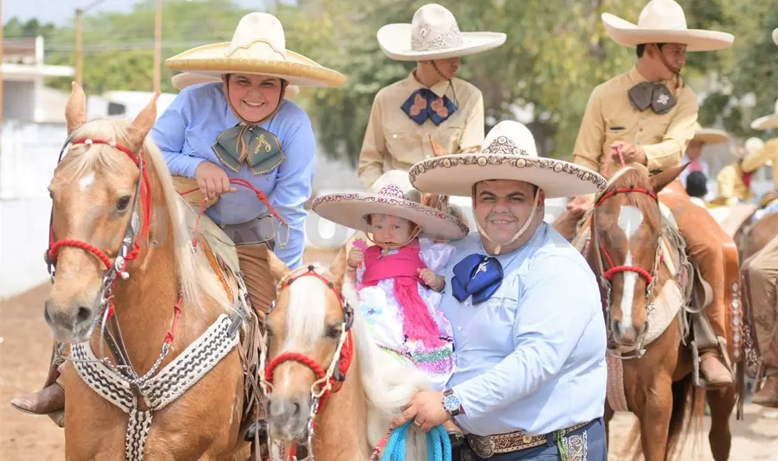 El lienzo Hugo Rincón de Ocozocoautla de Espinoza fue sede de una charrada amistosa en la que triunfó Rancho La Alborada. Cortesía