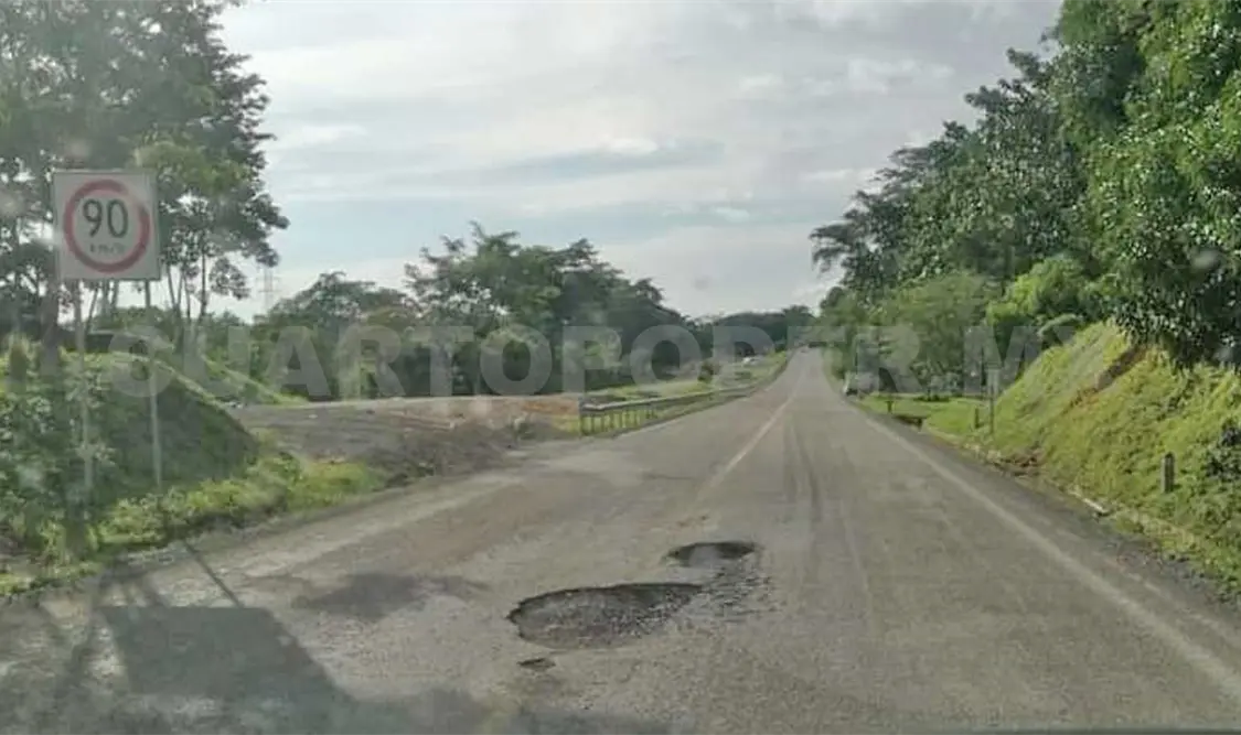 La Canacintra puso en evidencia el mal trabajo que realizó SCT en la carretera Costera. Ramón García / CP