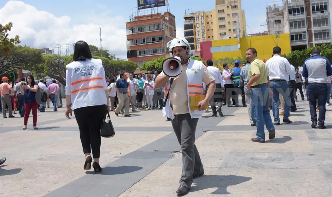 En 2019 en Chiapas, un promedio de 21 mil inmuebles se contabilizaron en la participación del Macrosimulacro. Guillermo Ramos / CP