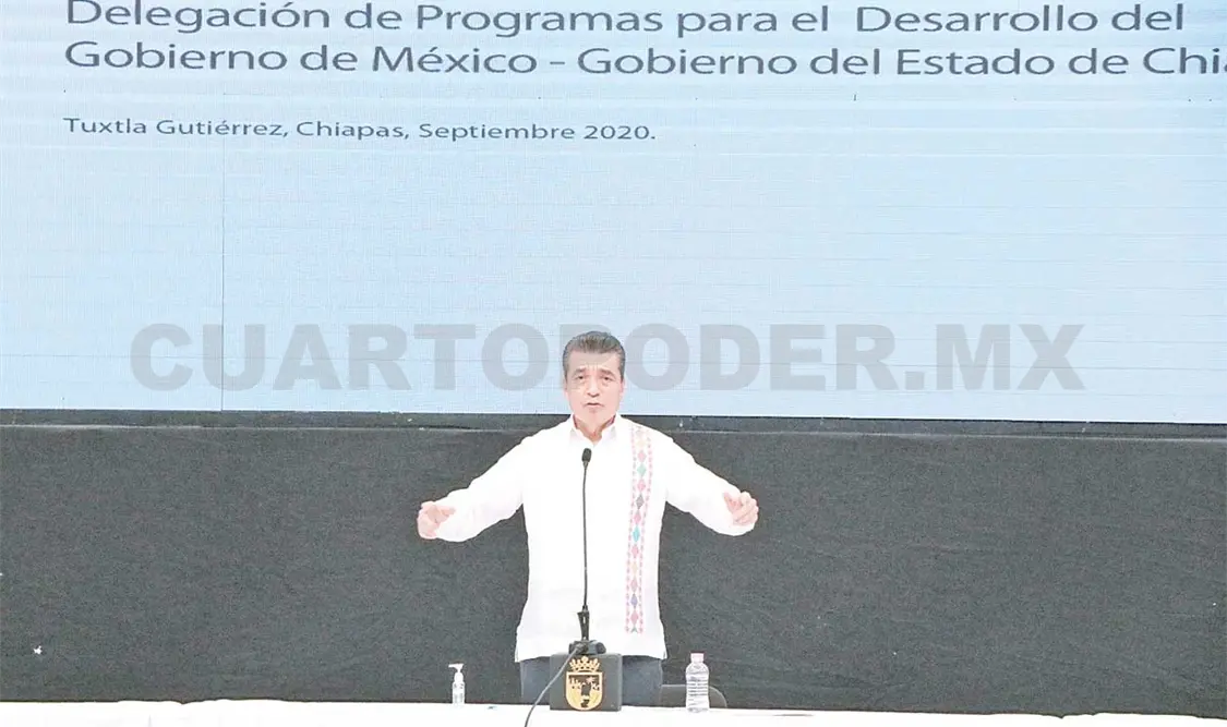 El gobernador Rutilio Escandón Cadenas reconoció a las y los servidores de la nación por su ardua labor de llevar de manera puntual y directa los programas federales a la gente. CP