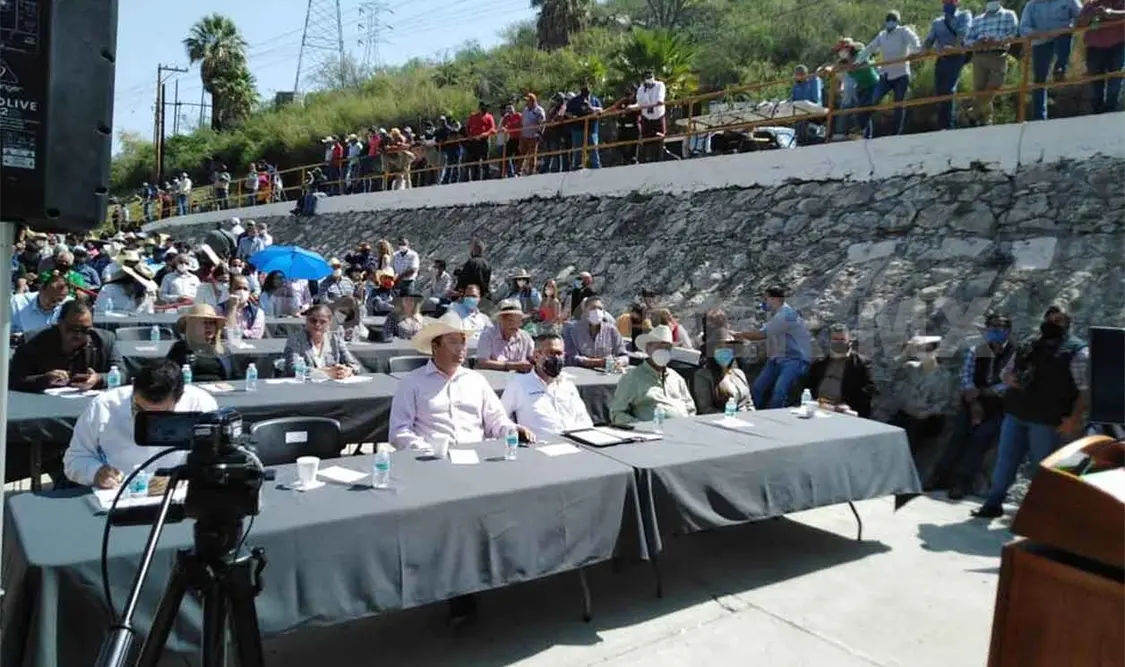 Congreso realiza sesión en presa La Boquilla