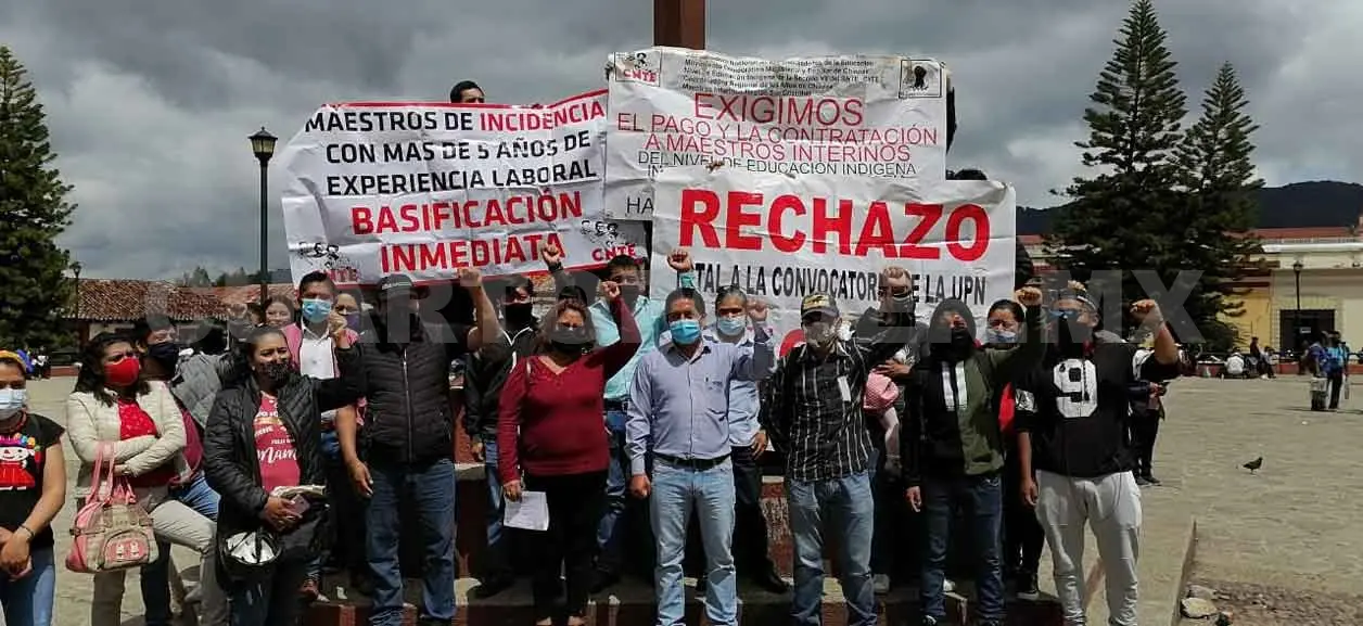 Maestros amenazan con realizar bloqueo carretero
