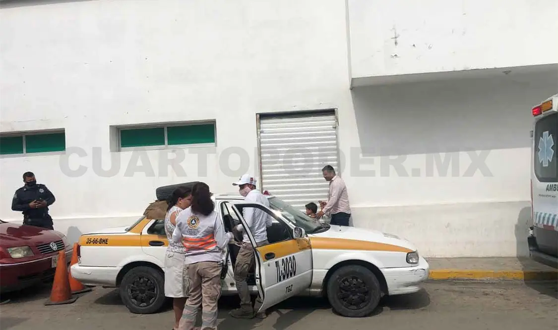 Pasajero de taxi logra sobrevivir a un infarto