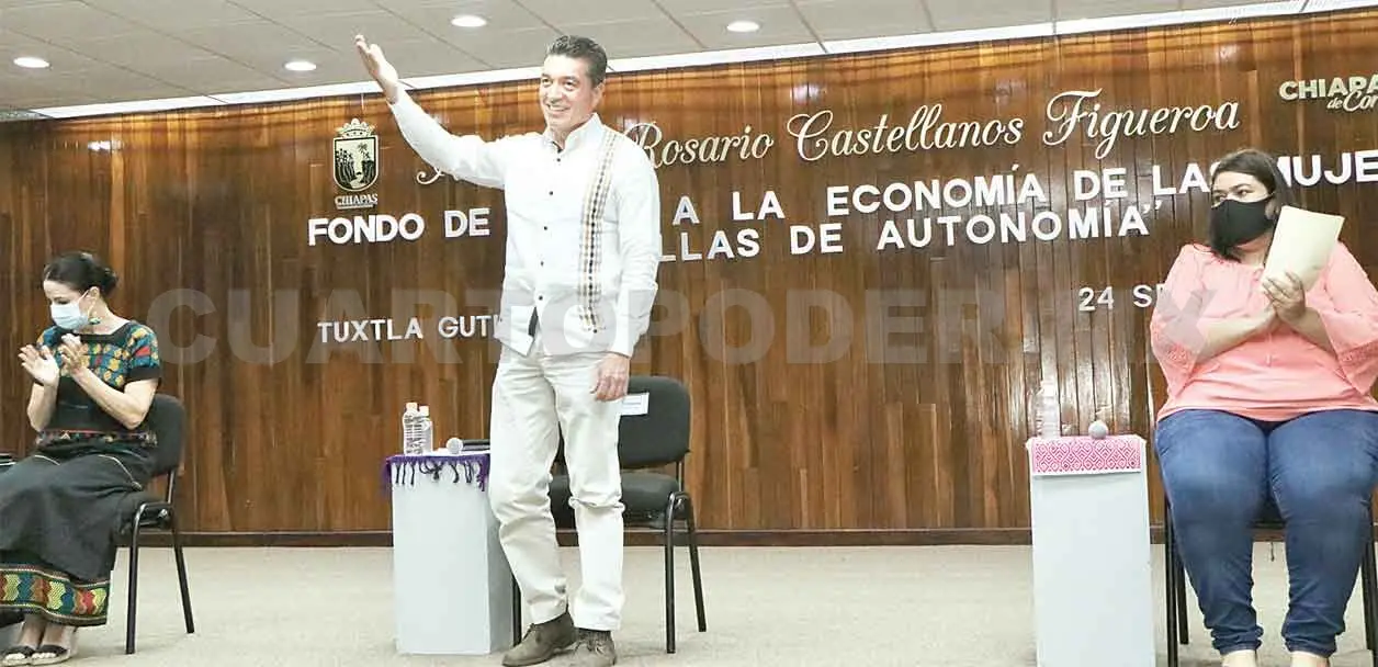 Reconoce REC compromiso de mujeres beneficiadas