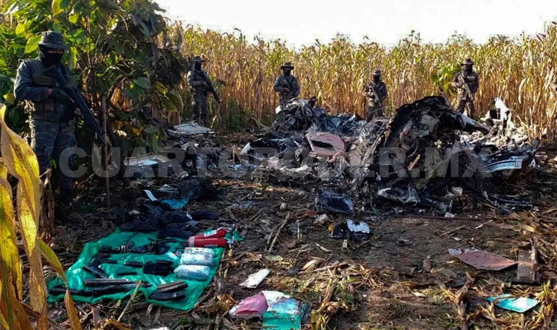 Hallan a narcotraficante muerto en avión robado