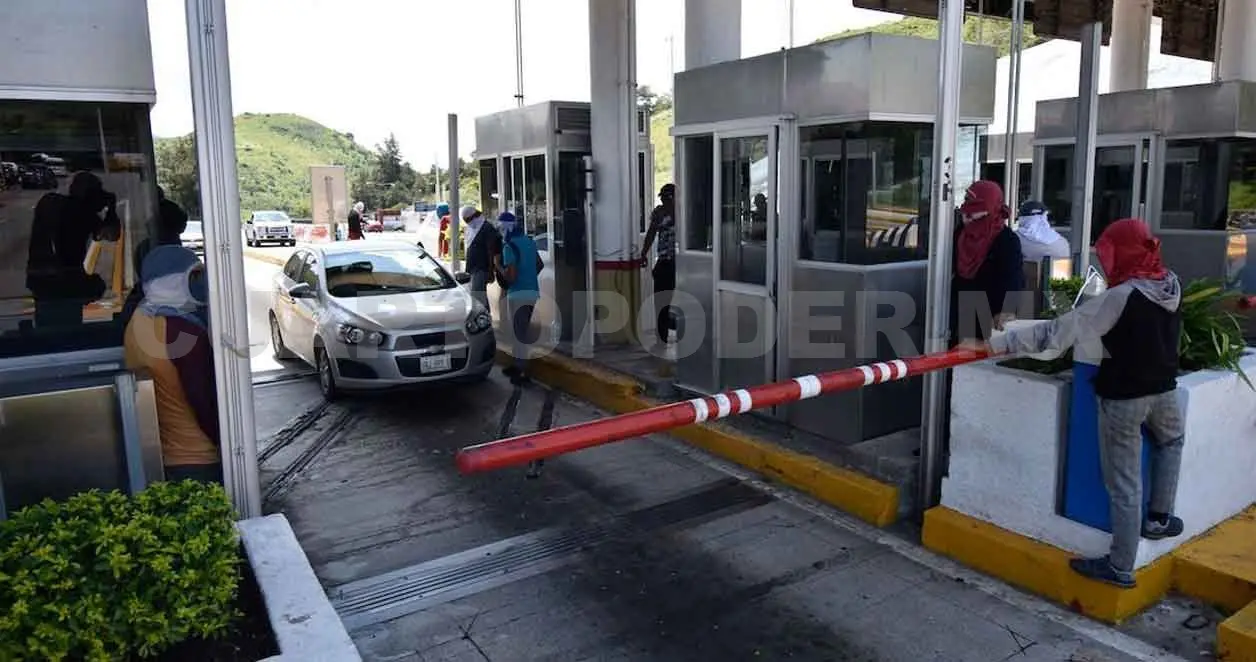 GN libera casetas tomadas por manifestantes