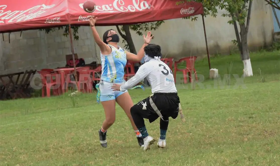 Palomas mantiene su dominio en The League