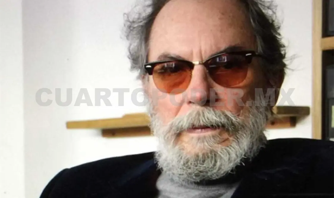 El pintor Arturo Rivera usó sus redes sociales para evitar que compradores cayeran en un fraude. Cortesía