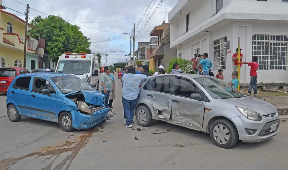 Embarazada va al hospital al sufrir accidente vehicular
