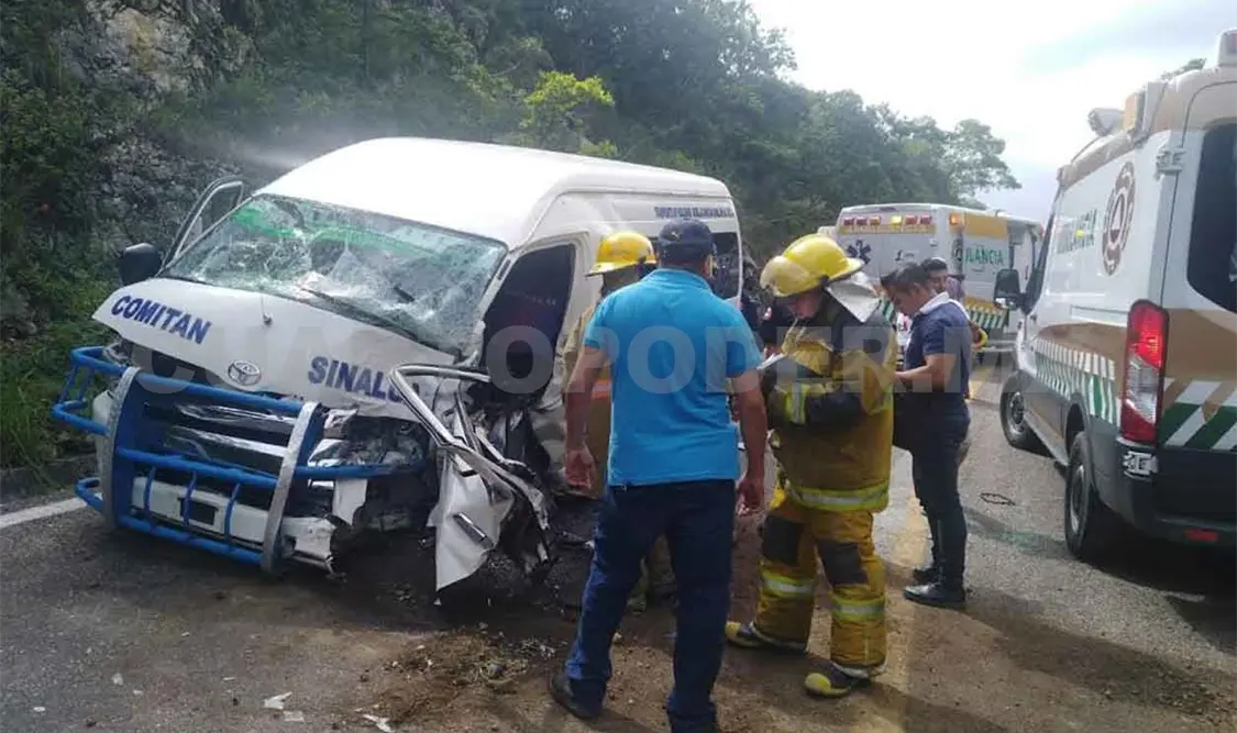 Encontronazo de colectivos se salda con 18 lesionados