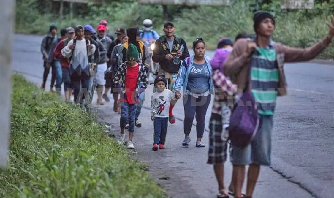 En Guatemala, la caravana se disolvió y sus integrantes tomaron distintas rutas. Agencias