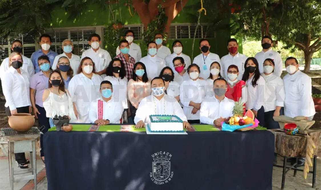 Festeja Unicach 75 años de fundación