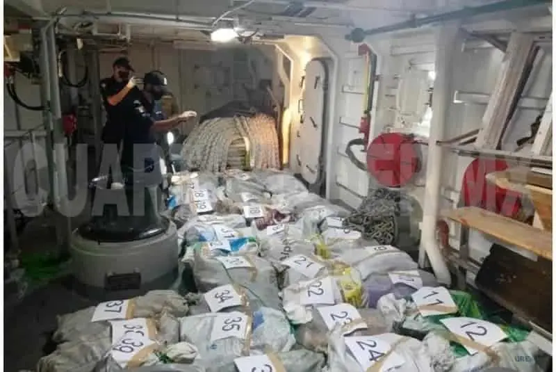 Asegura la Armada de México 850 kilos de cocaína en alta mar