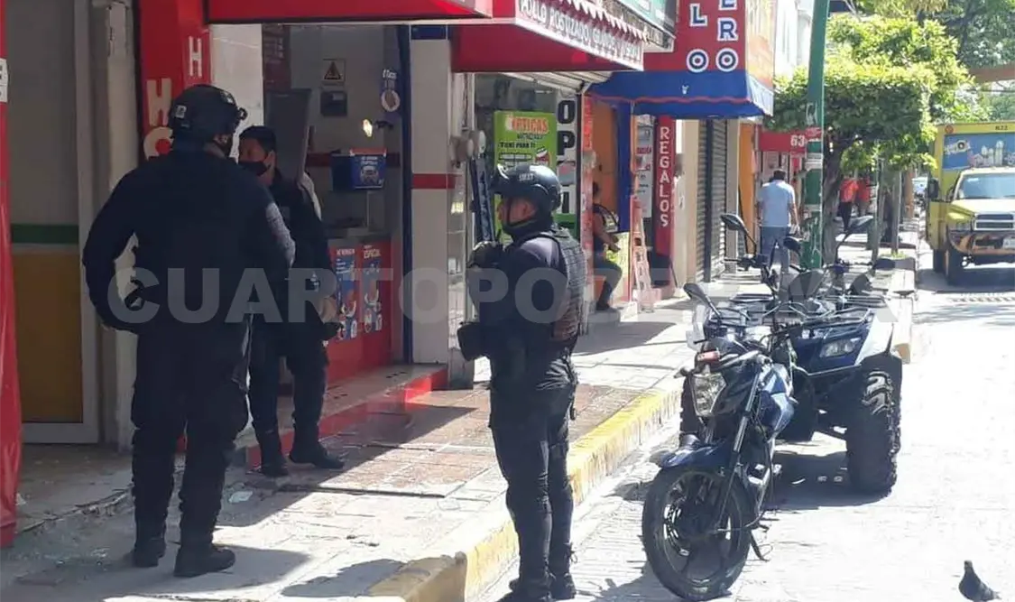 Huésped causa destrozos en la recepción de hotel