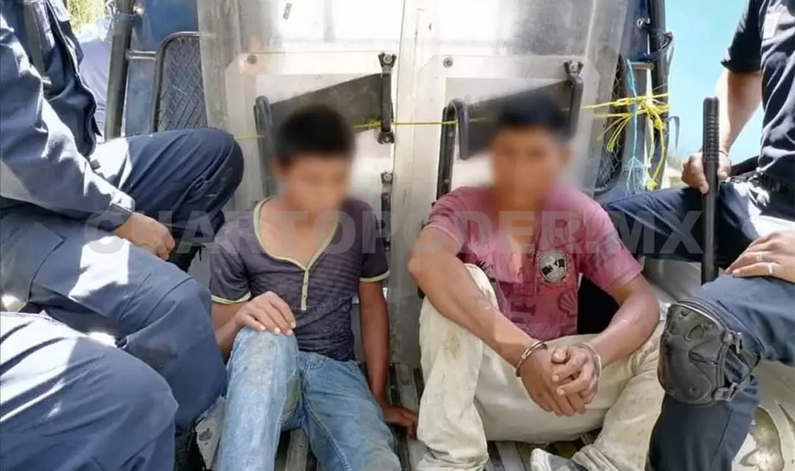 Entran a robar en Cobach y son detenidos por la policía