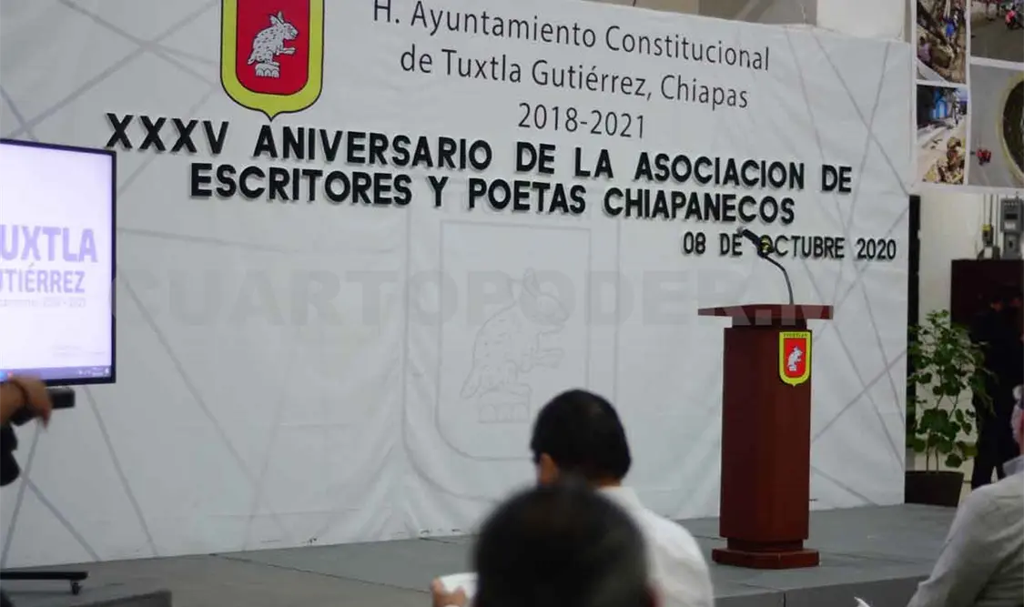 Entregan Pluma de Plata y Premio Juvenil
