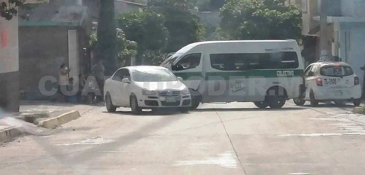 Corte de circulación salda con dos heridos