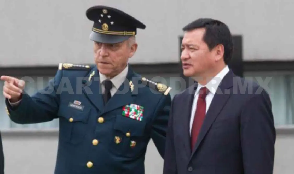 Osorio Chong defiende a Salvador Cienfuegos
