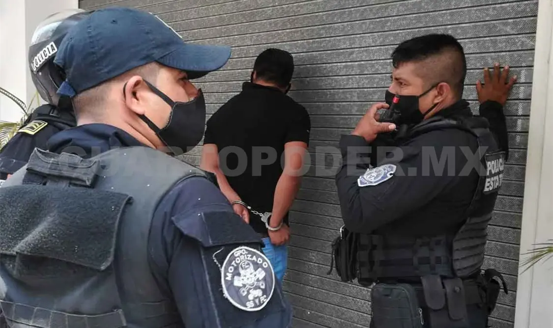 Detienen a ladrón que arrebató bolsa a mujer