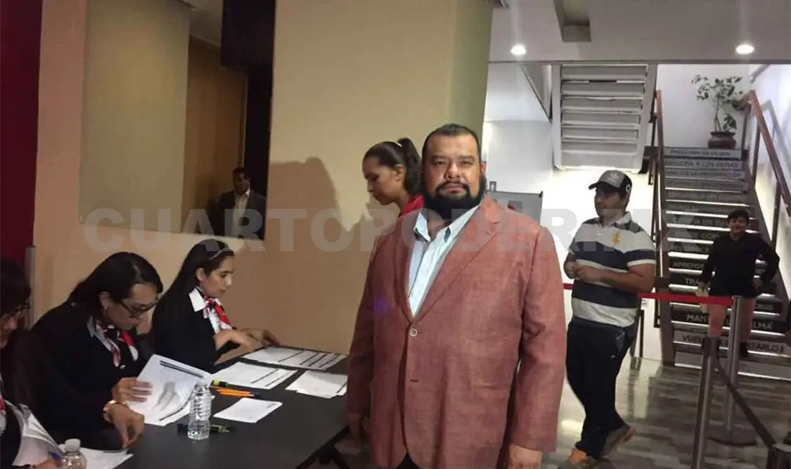 Se declaran incompetentes ante amparo de exlíder