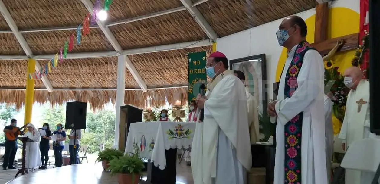 Celebran eucaristía por el Día del Médico