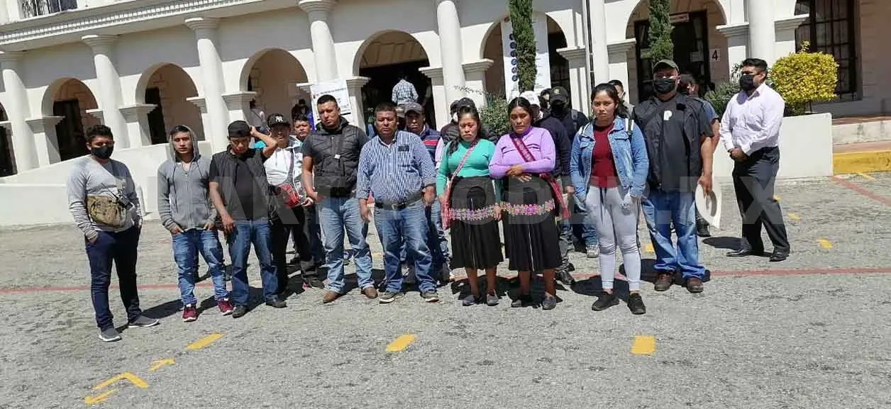 Familiares demandan la liberación de retenidos