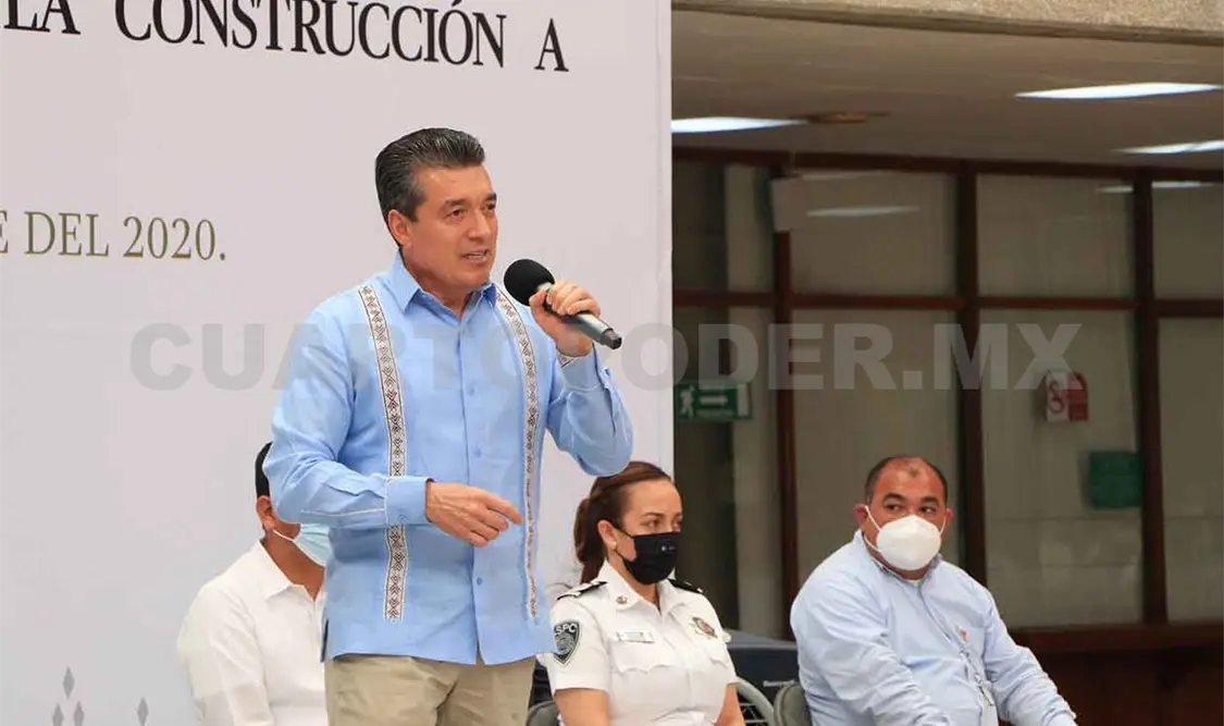 Entrega Rutilio concesiones en la modalidad de carga