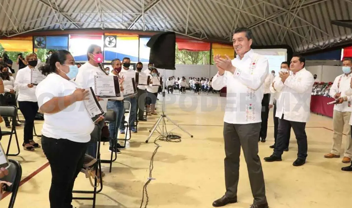 Dan solicitud de Préstamos Emergentes
