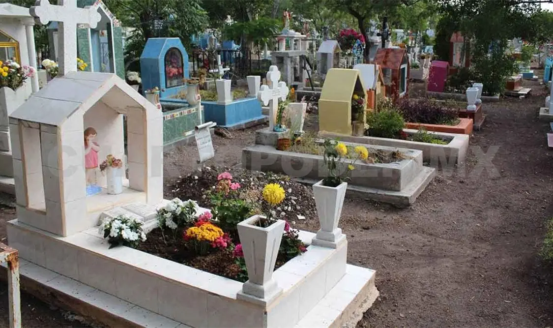 Sí abrirán panteón el Día de Muertos