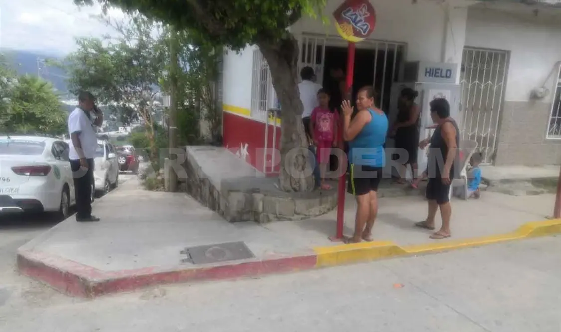 Violento asalto a tienda por 10 mil pesos; dama herida