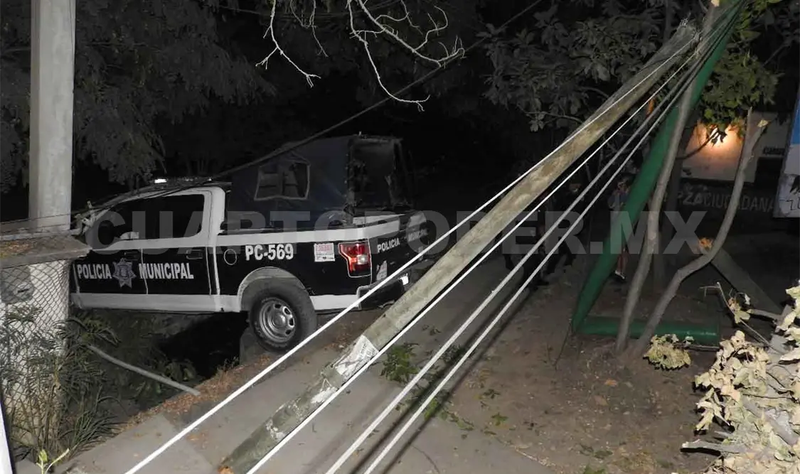 En persecución patrulla provoca varios destrozos