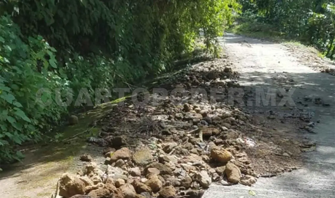 Caminos saca cosechas a punto de colapsar