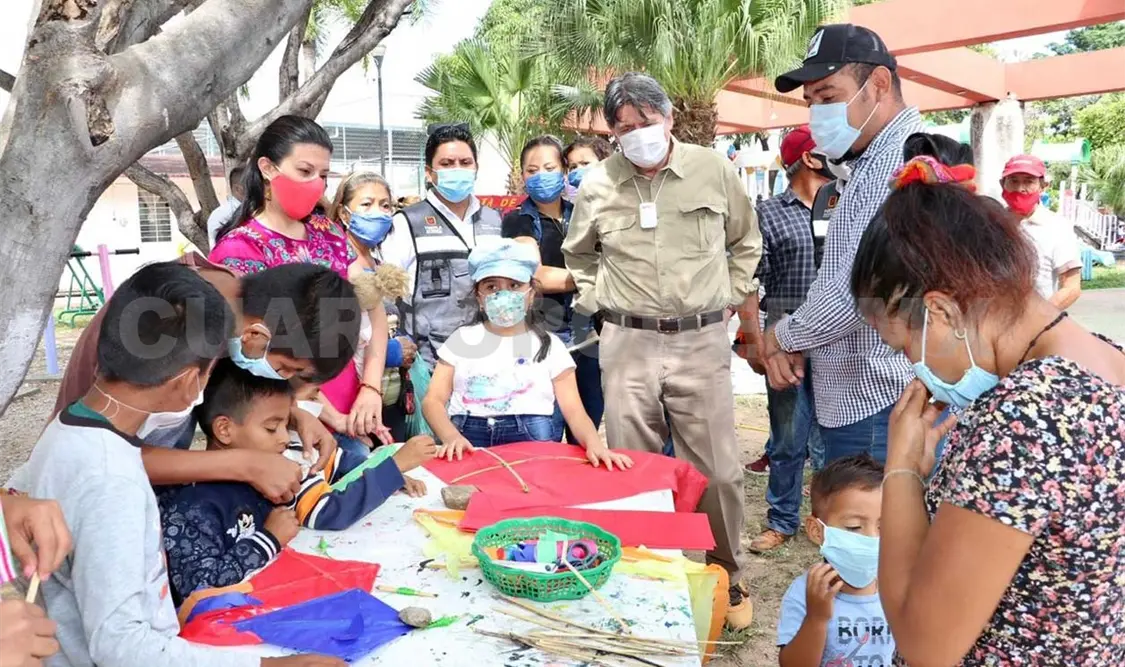 Los colonos acudieron y aprovecharon los servicios brindados por la Caravana Tuchtlán. CP