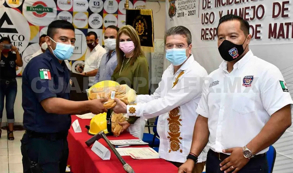 Corporaciones de bomberos deben ser apoyadas: Brito