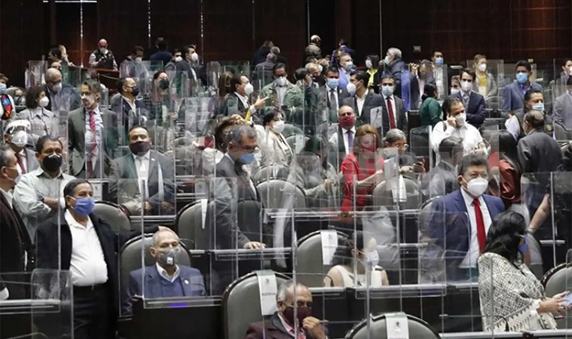 Luego de que el Congreso avaló la desaparición de los fideicomisos, el presidente hizo oficial esta determinación. Twitter