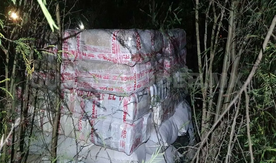 Los paquetes se encontraban ocultos entre la maleza y posiblemente en el lugar se elaboraba droga. El Universal