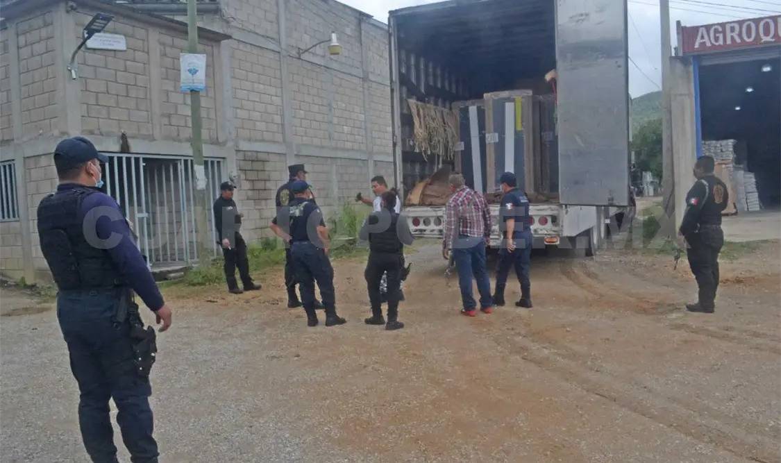 Elementos policíacos fueron alertados sobre el atraco frustrado sobre el libramiento Norte-Poniente, a la altura de la colonia Plan de Ayala. Ulises López / CP