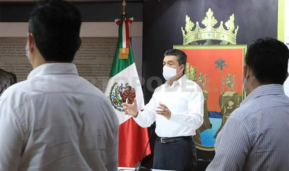 Junto a integrantes de la Mesa de Seguridad, expresó su pésame a familiares de quienes perdieron la vida. Cortesía