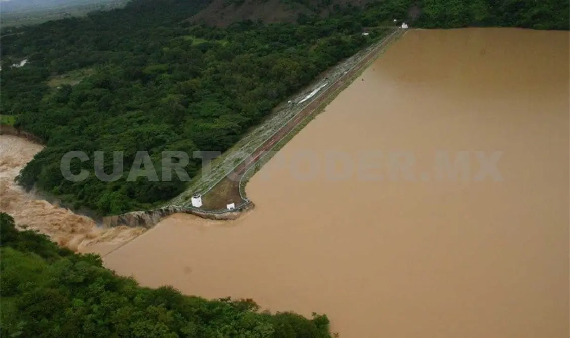 El desfogue de la presa Peñitas ocasionó severas inundaciones en el estado de Tabasco, pero aseguran que la parte crítica “ya pasó”. Cortesía
