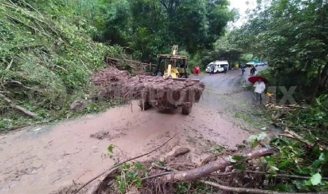 La prioridad es restablecer la movilidad y la conectividad carretera que fue afectada por “Eta”, con el fin de continuar con la ayuda humanitaria. CP